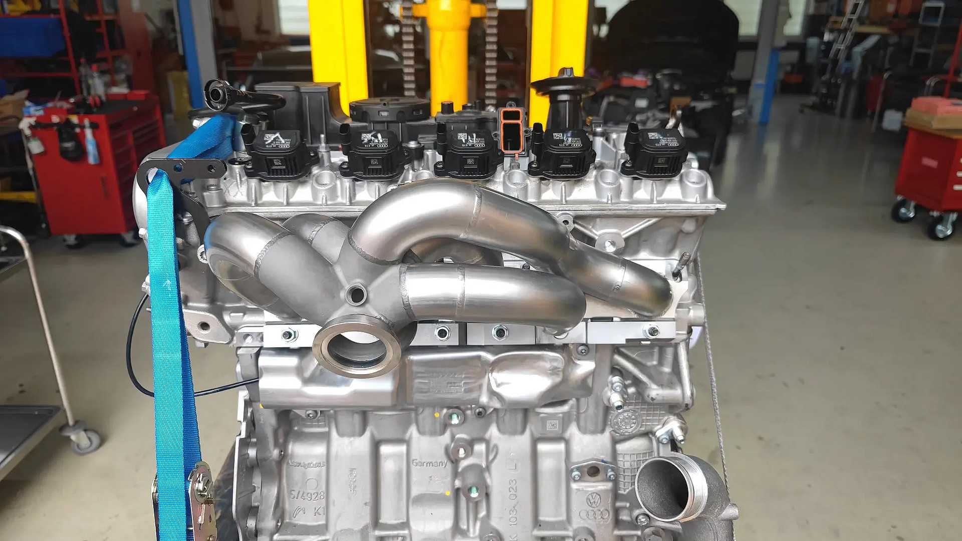 2.5l TFSI Audi RS3 8V and TTRS 8S upgrade high-boost shock manifold