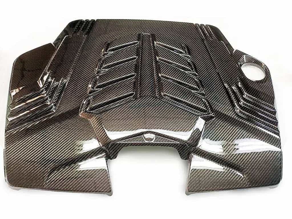 Carbon Engine Cover for Lamborghini Urus BAR-TEK®