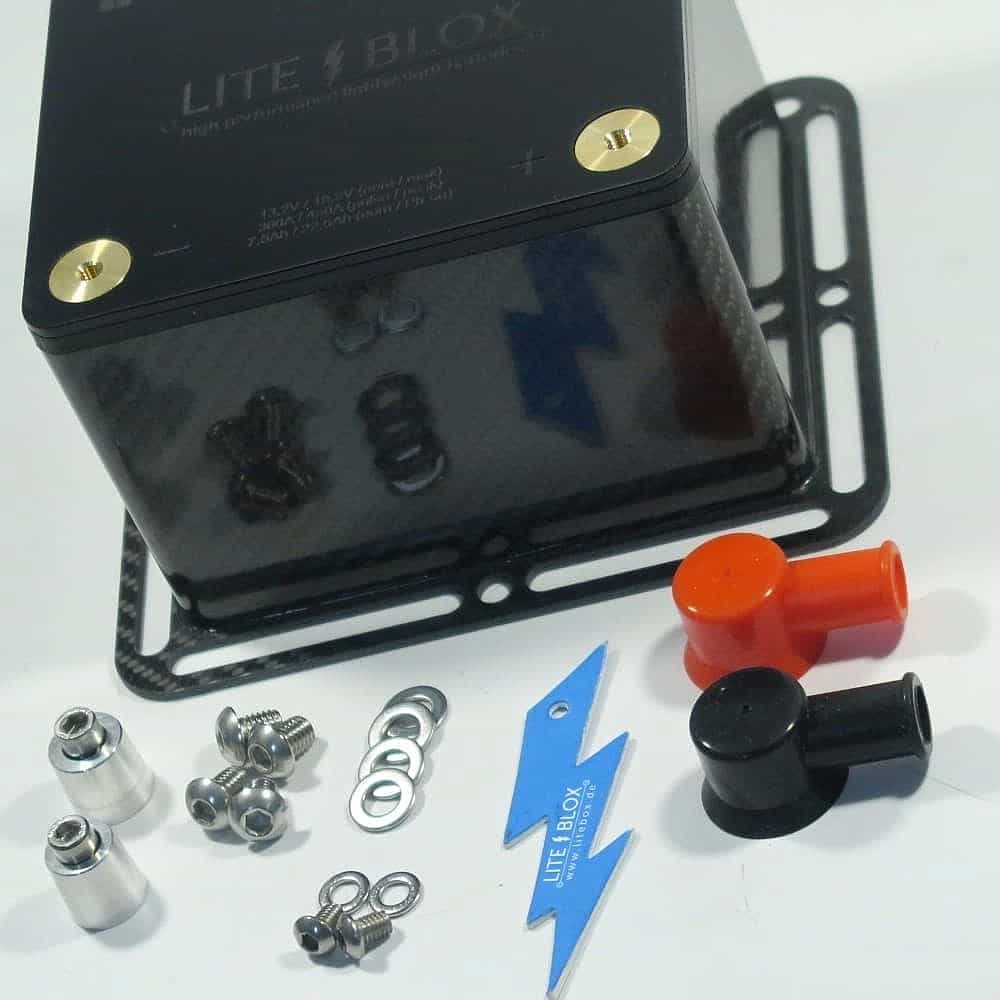 LITE↯BLOX LB20XX lightweight battery for motorsport