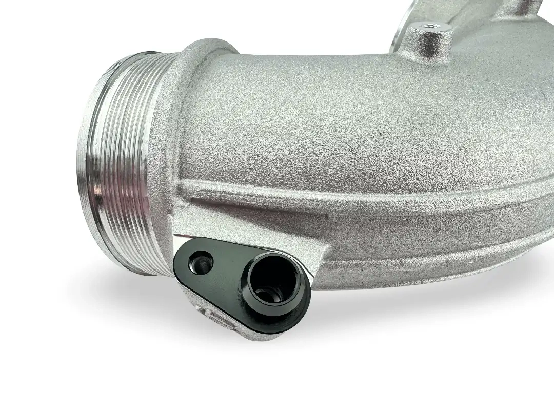 2.5 TFSI EA855 evo Billet Dash Conexión de la tapa del cárter Ventilación del cárter PCV BAR-TEK®