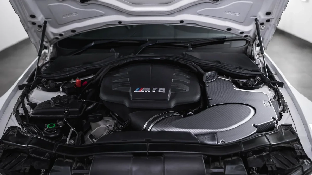 Upgrade Carbon Ansaugung passend für BMW S65B40 E9x M3 4.0L V8 Infinity Design