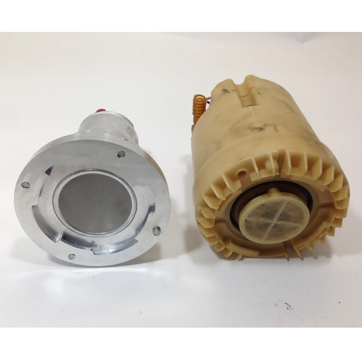 Brackets for in-tank installation for Bosch 044 BAR-TEK®