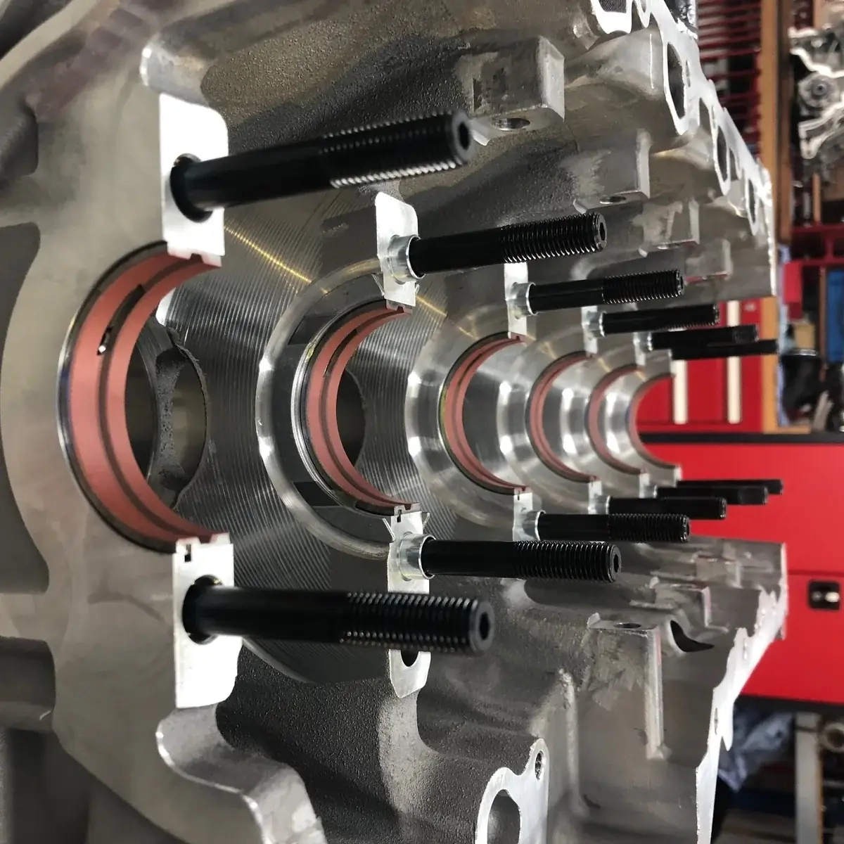 2.5 TFSI EA855 Stehbolzen Block ARP & BAR-TEK®