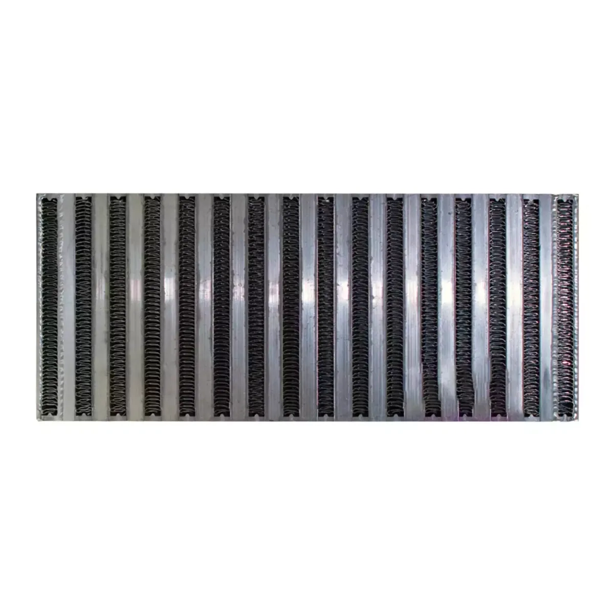 Front view of the Garrett air-to-air intercooler core 701596-6001 for up to 1260 hp, high-strength aluminium alloy with tube-and-fin design