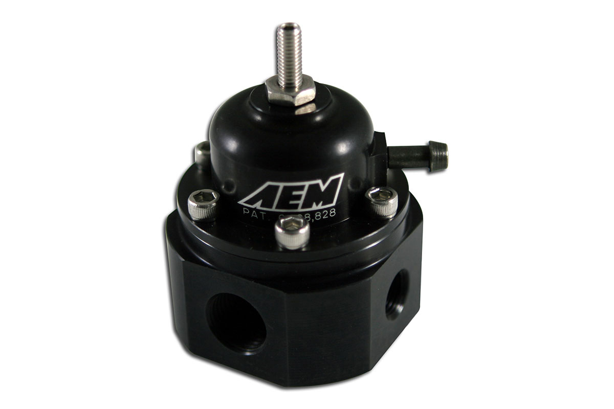 Einstellbarer Universal Benzindruckregler AEM