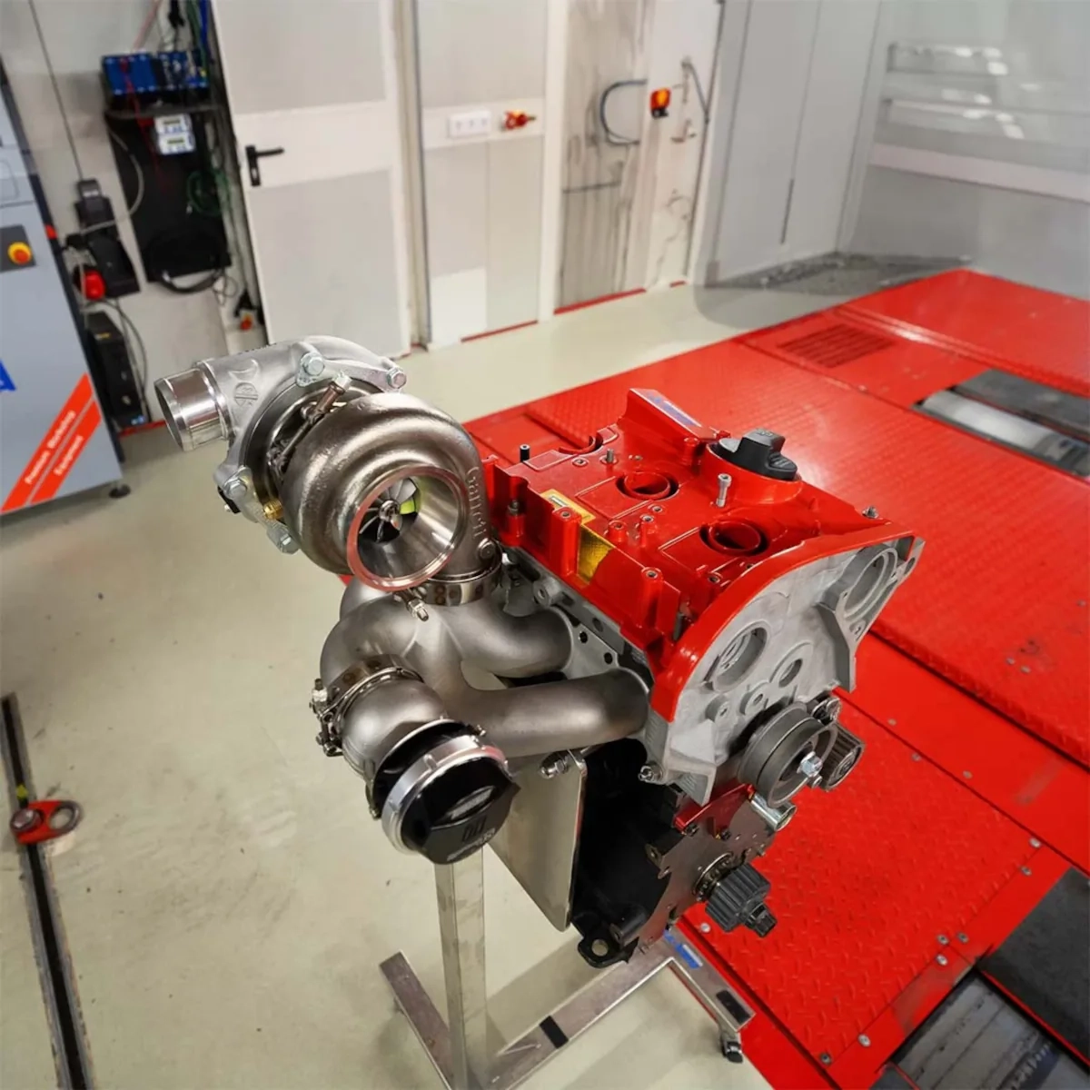 1.8T 20V Top-Mount Krümmer mit ext. Wastegate Turbo-Total