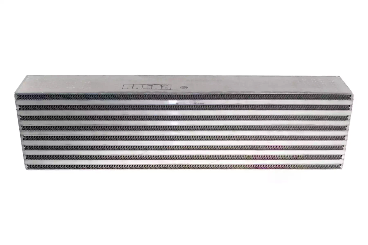 Luft-Luft Ladeluftkühlernetz von Garrett - 500 PS - 703520-6009