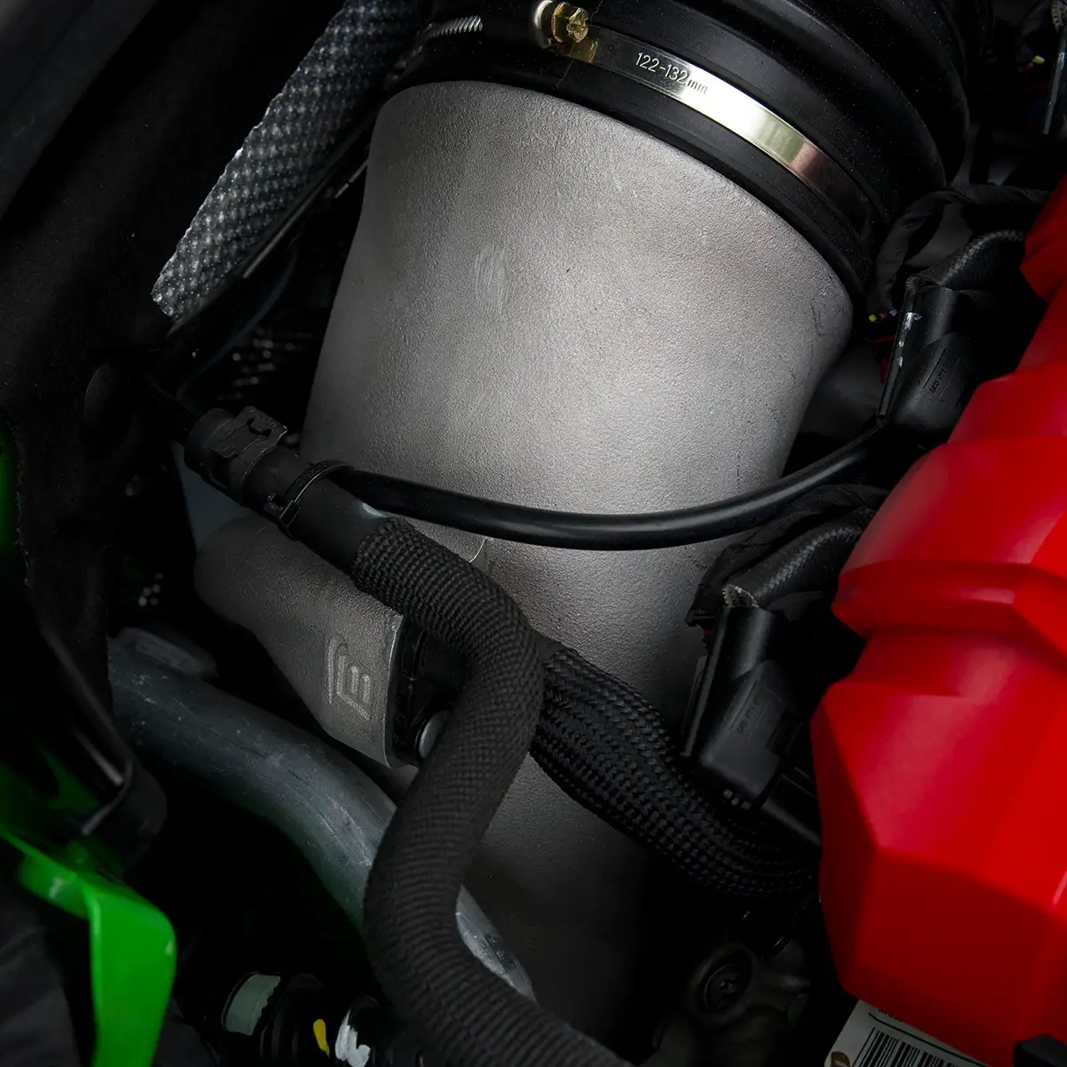 2.5 TFSI EA855 evo upgrade open carbon air intake with TÜV BAR-TEK®