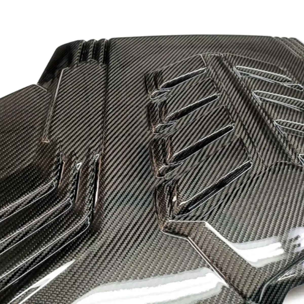 Cubierta de motor de carbono para Lamborghini Urus