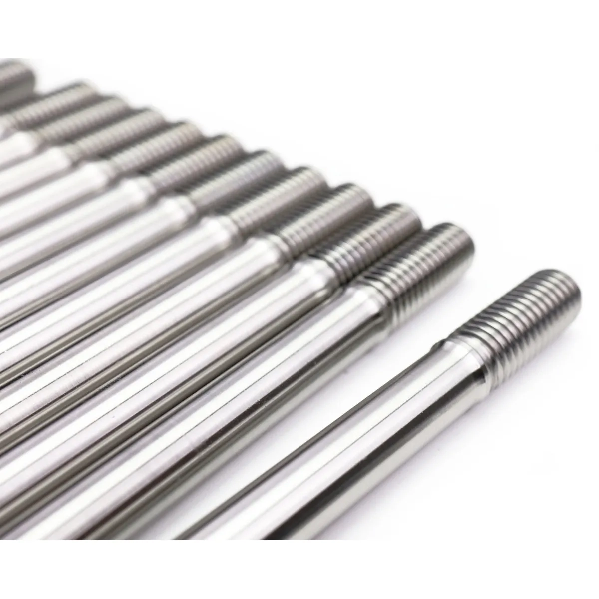 2.5 TFSI EA855 evo culata con pernos de alta gama BAR-TEK