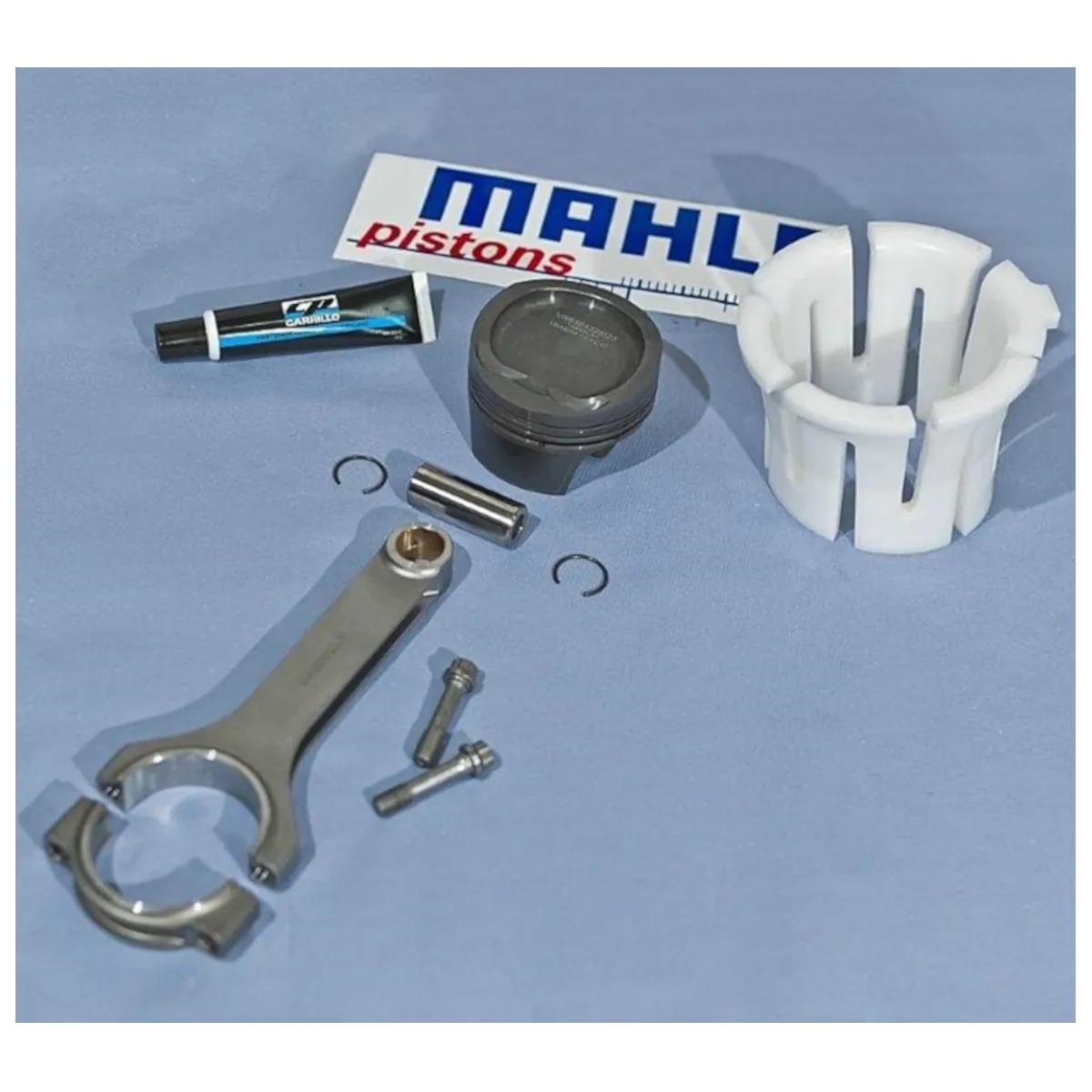 VW R32 Ensemble de pistons forgés Mahle