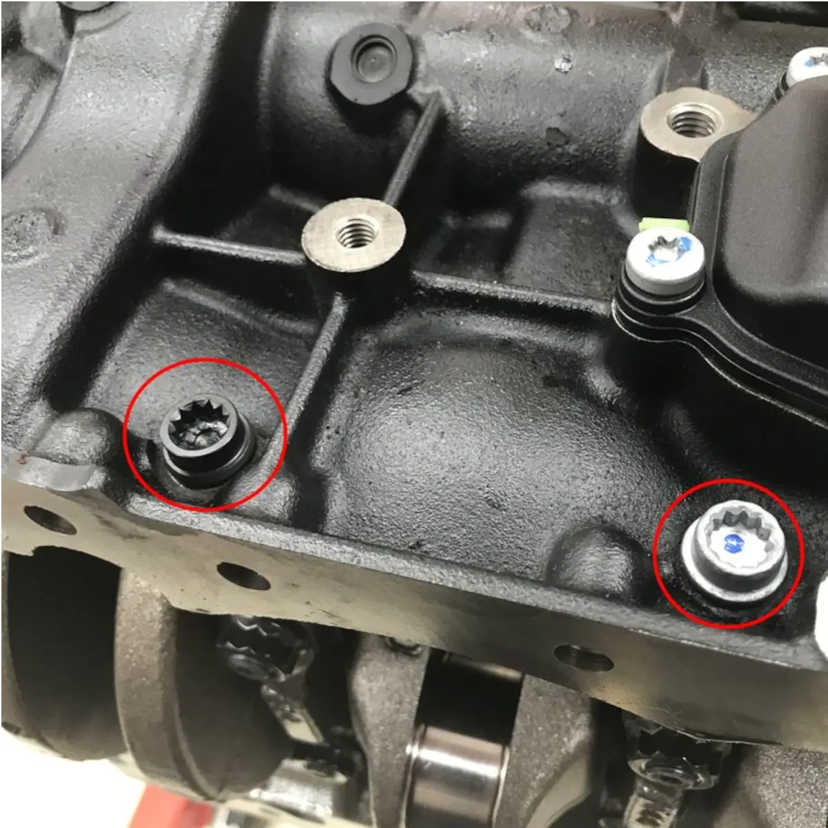 2.0L TSI EA888 perno bloque ARP