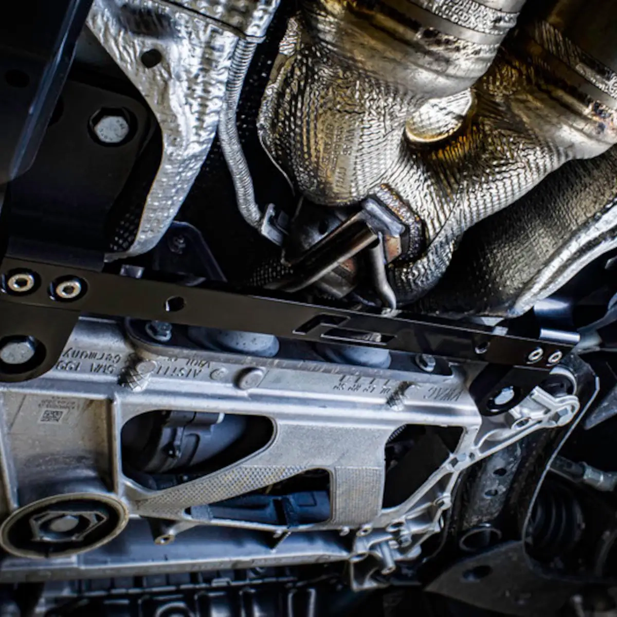 2.0L TSI EA888 Gen.3 MQB &amp; EVO Subchasis delantero Strut VWR