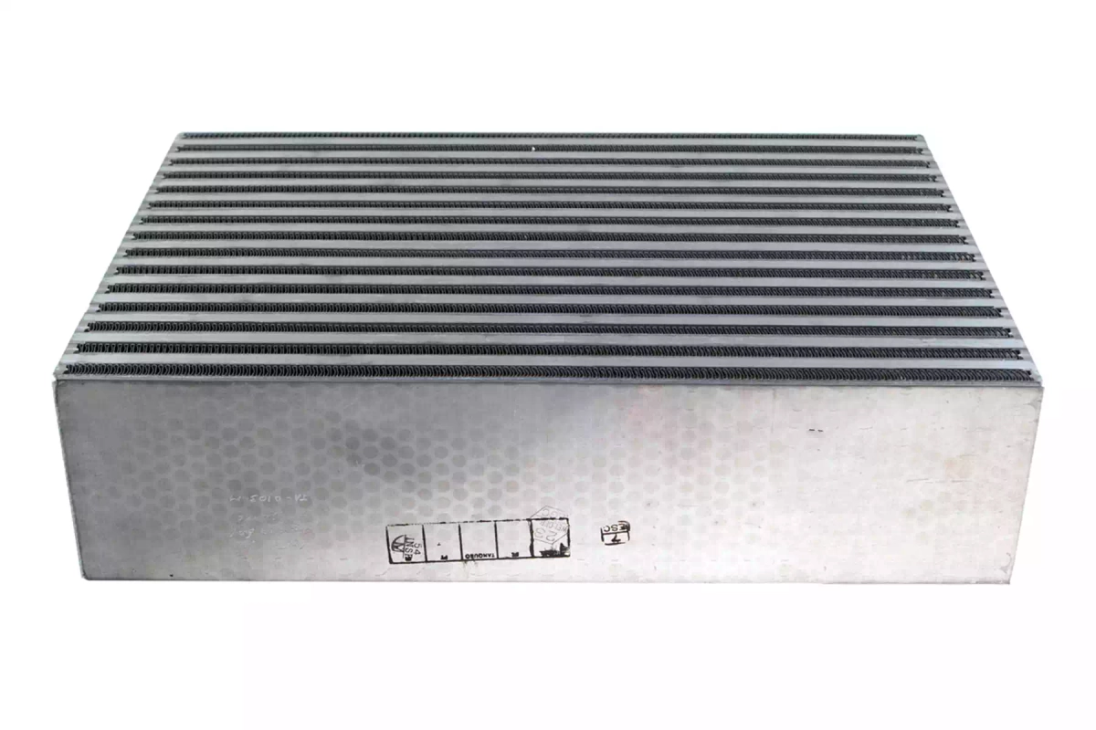 Air/Air Intercooler Core Garrett - 775 HP - 703522-6004